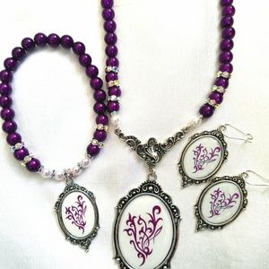 Younique Necklace Bracelet & Earrings SET